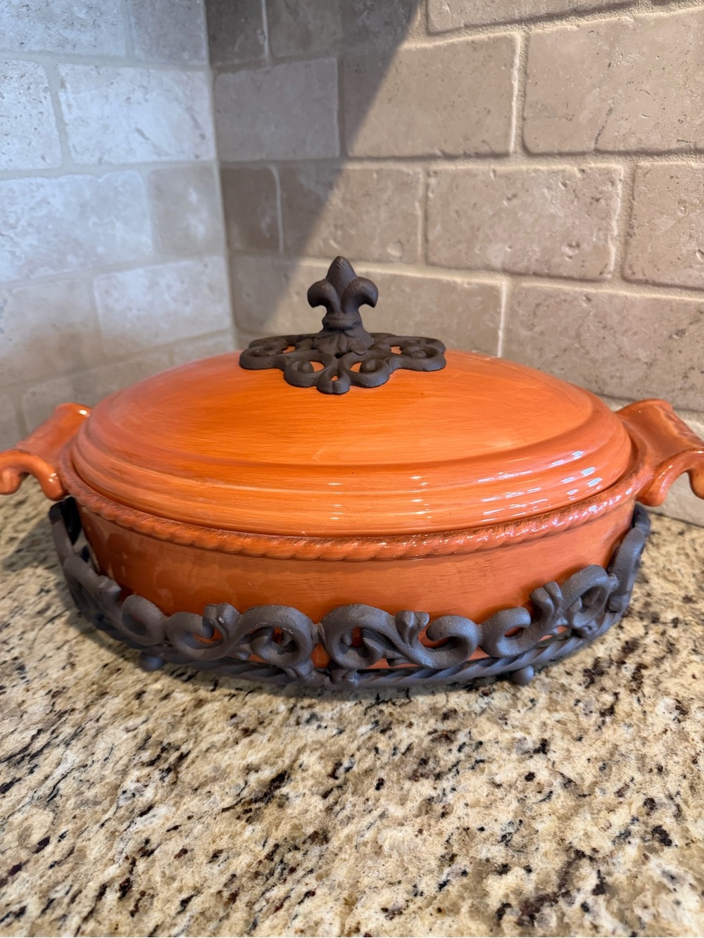 Artimino Tuscan Countryside Terracotta Stoneware Casserole Lid and Dish Orange